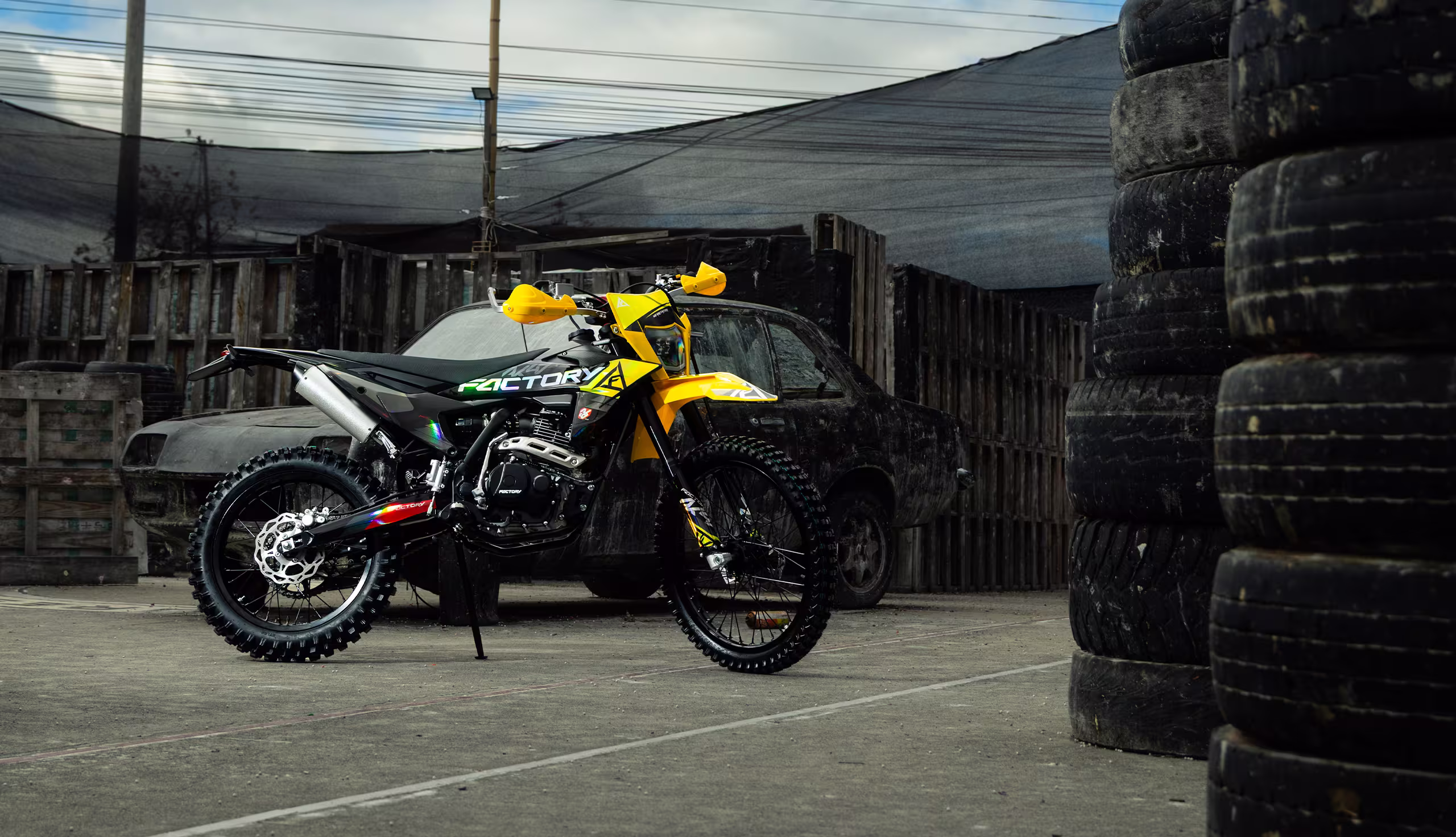 AK47 Amarillo — FactoryBike